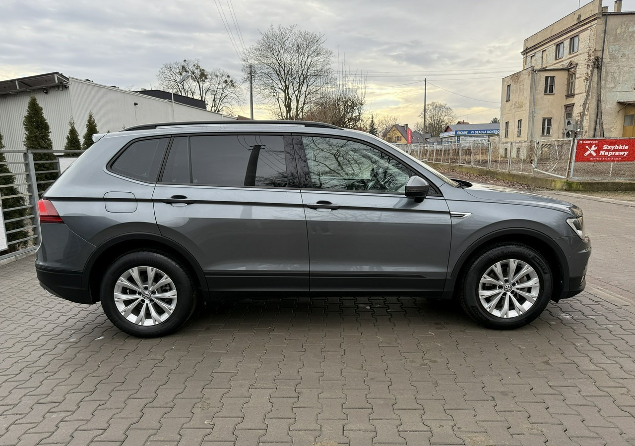 Volkswagen Tiguan II 1,4TSI 150KM 65tyśkm 7osobowy Comfort Tempomat ACC Klima Alu 2018 - Automóvel: foto 5 Volkswagen Tiguan II 1,4TSI 150KM 65tyśkm 7osobowy Comfort Tempomat ACC Klima Alu 2018 - Automóvel: foto 5