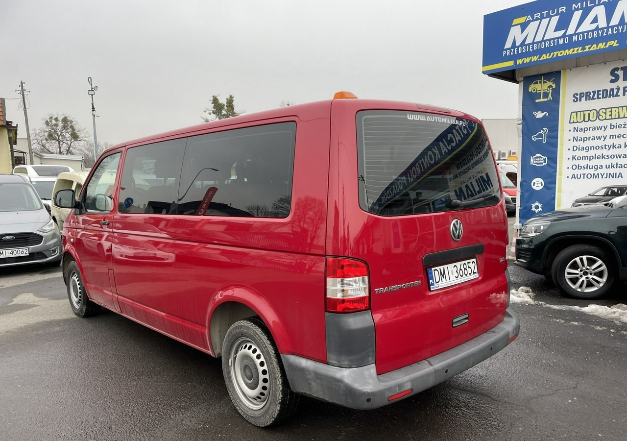 Volkswagen Transporter T5 Transporter T5 Lift 2.0 Tdi 9-osob Klima 2011 - Automóvel: foto 3 Volkswagen Transporter T5 Transporter T5 Lift 2.0 Tdi 9-osob Klima 2011 - Automóvel: foto 3