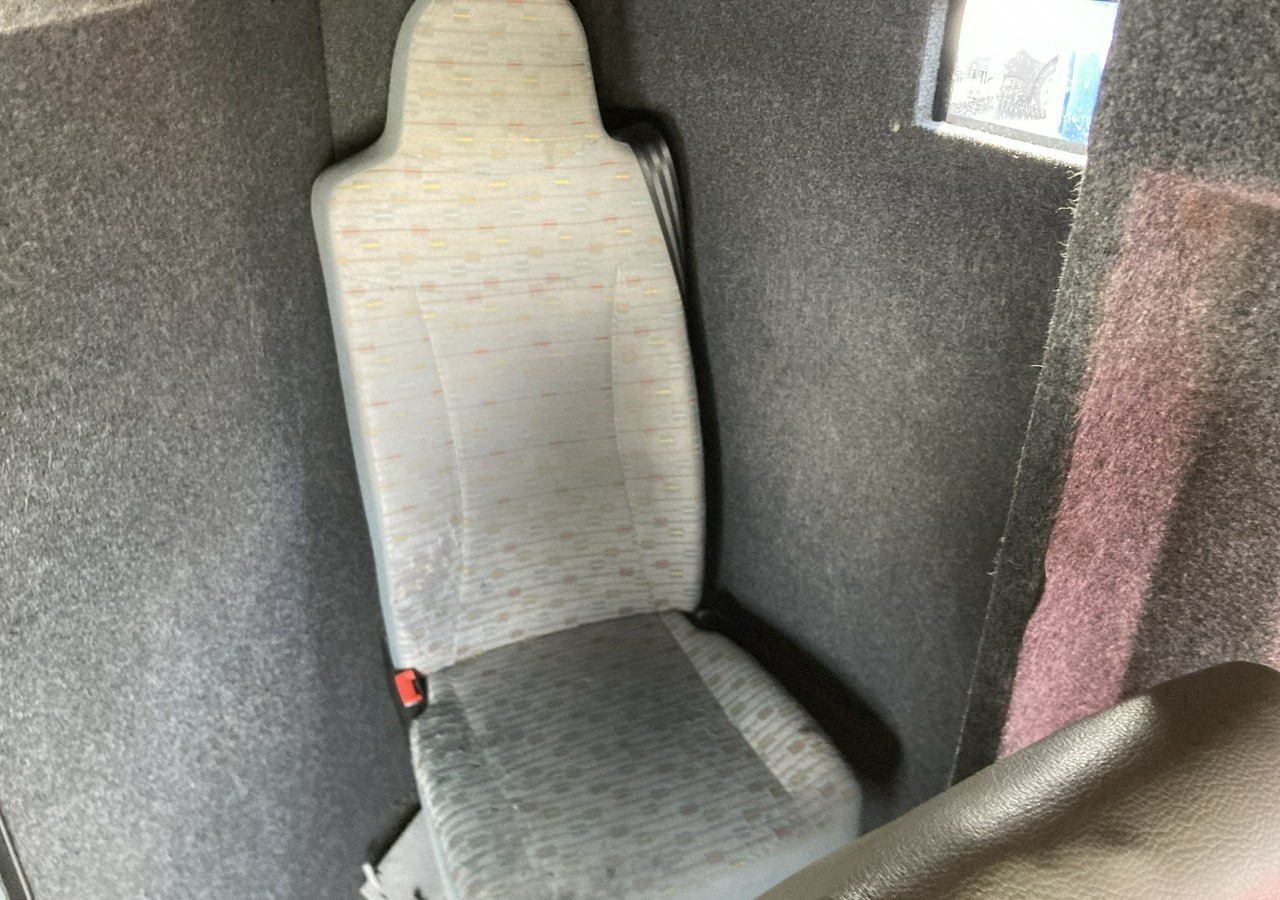 Transporte de valores Volkswagen Transporter Trasporter T5 Bankowóz kuloodporny opanceżony Model 2015: foto 13