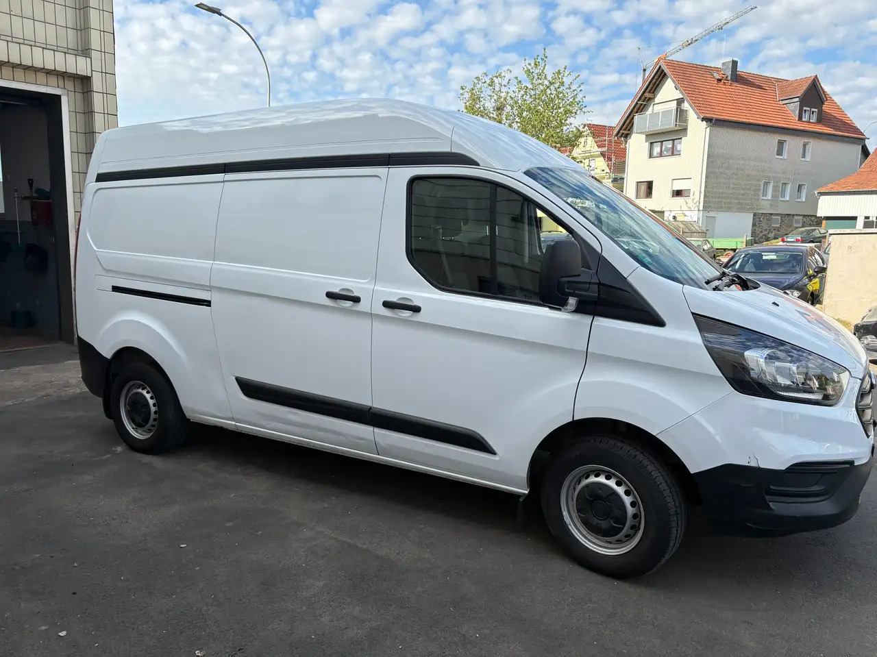 Ford Transit Custom 300 L2 H2 Motorschaden - Furgão: foto 3 Ford Transit Custom 300 L2 H2 Motorschaden - Furgão: foto 3