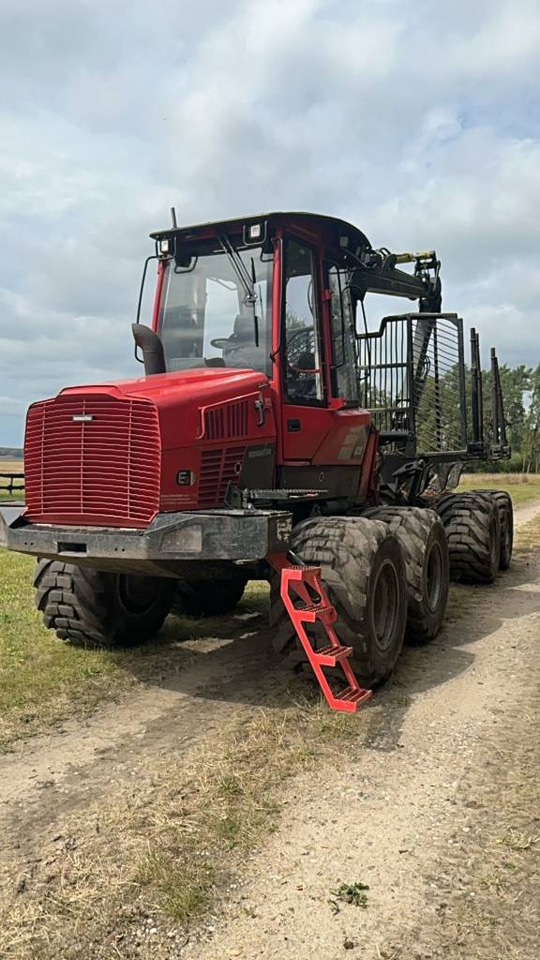 Forwarder Komatsu 835: foto 1