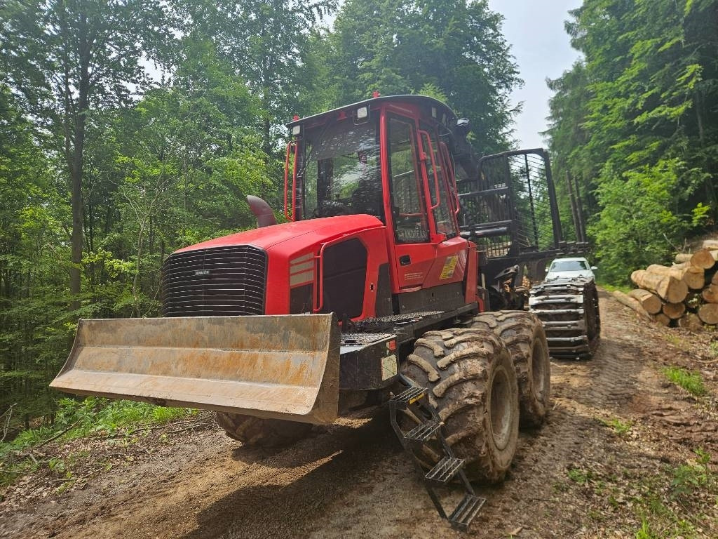 Komatsu 875 - Forwarder: foto 1 Komatsu 875 - Forwarder: foto 1