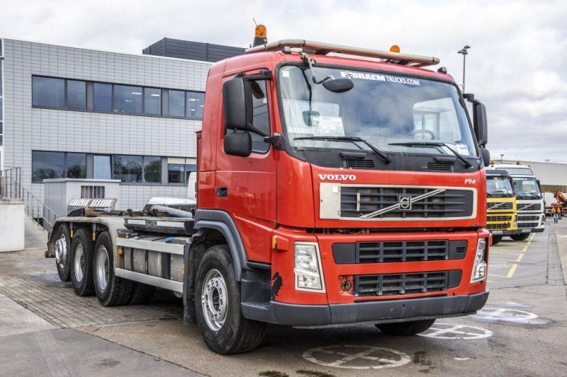 CONTAINERSYSTEEM: VOLVO FM/FH 430-HIAB MULTILIFT XR26S - Camião polibenne: foto 2 CONTAINERSYSTEEM: VOLVO FM/FH 430-HIAB MULTILIFT XR26S - Camião polibenne: foto 2