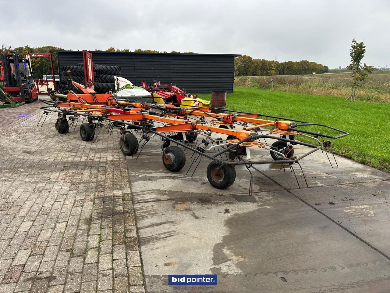 Fella TH1300 Hydro - Ancinho enleirador: foto 4 Fella TH1300 Hydro - Ancinho enleirador: foto 4