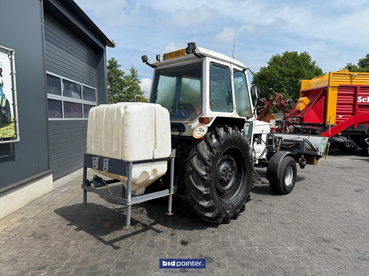 Ford 6610 met rolbezem - Trator: foto 5 Ford 6610 met rolbezem - Trator: foto 5