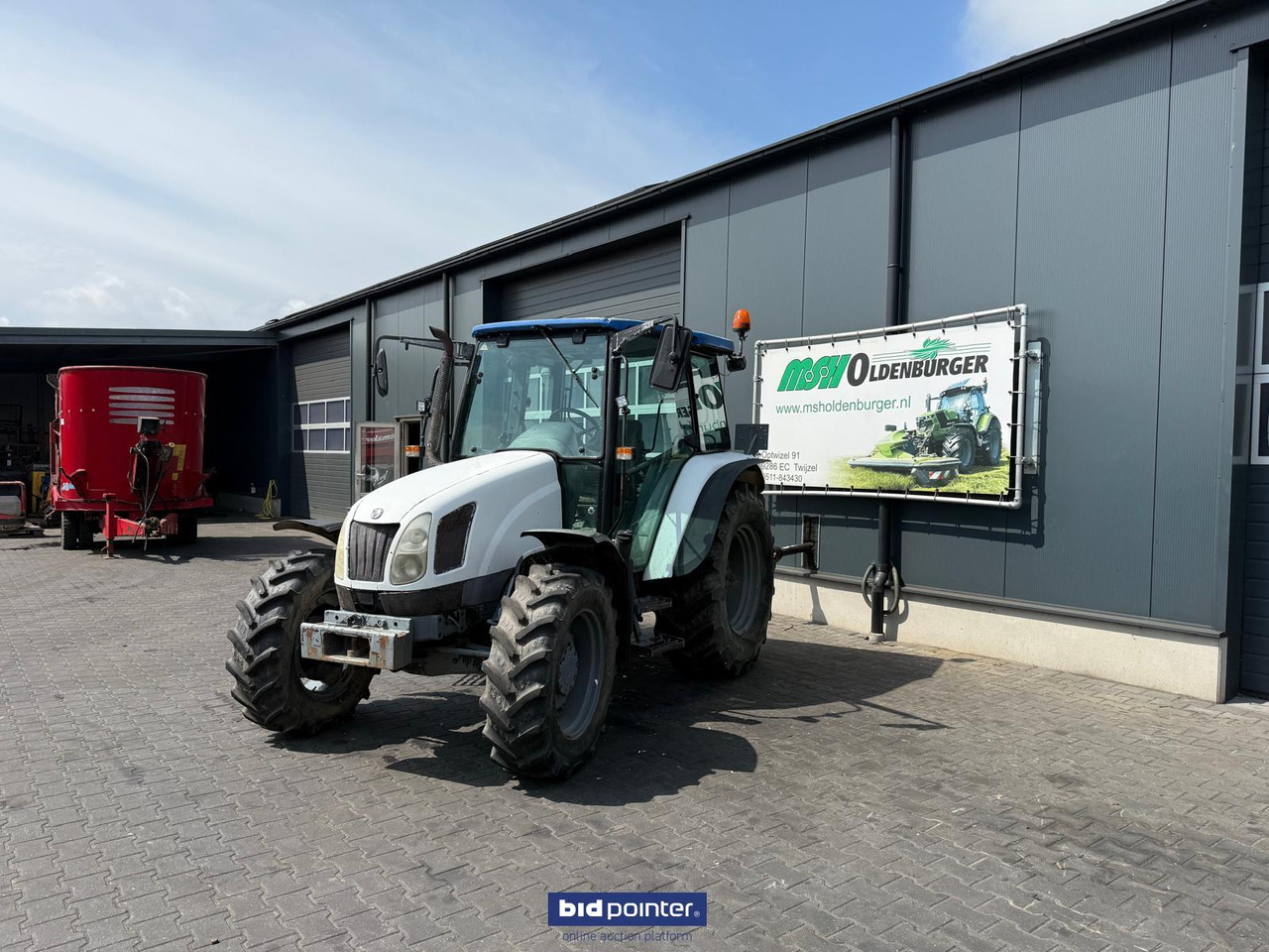 New Holland TL 70A - Trator: foto 1 New Holland TL 70A - Trator: foto 1