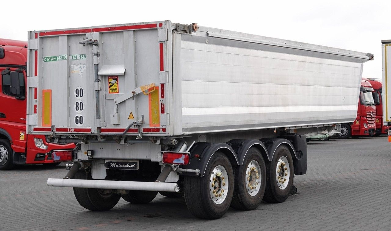 Benalu WYWROTKA / 25 m3 / ALUMINIOWA / OŚ PODNOSZONA / - Semi-reboque basculante: foto 3 Benalu WYWROTKA / 25 m3 / ALUMINIOWA / OŚ PODNOSZONA / - Semi-reboque basculante: foto 3