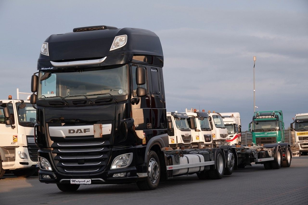 DAF XF 480 / BDF / ZESTAW TANDEM / 2019 / PO KONTRAK - Camião transportador de contêineres/ Caixa móvel: foto 4 DAF XF 480 / BDF / ZESTAW TANDEM / 2019 / PO KONTRAK - Camião transportador de contêineres/ Caixa móvel: foto 4