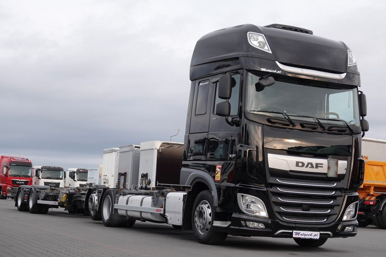 DAF XF 480 / BDF / ZESTAW TANDEM / 2019 / PO KONTRAK - Camião transportador de contêineres/ Caixa móvel: foto 2 DAF XF 480 / BDF / ZESTAW TANDEM / 2019 / PO KONTRAK - Camião transportador de contêineres/ Caixa móvel: foto 2
