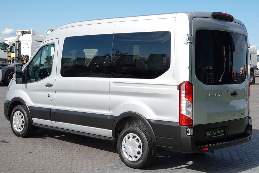 Ford TRANSIT / 6 miejsc + Najazd na wózek / Dla osób - Carrinha cabine dupla: foto 3 Ford TRANSIT / 6 miejsc + Najazd na wózek / Dla osób - Carrinha cabine dupla: foto 3
