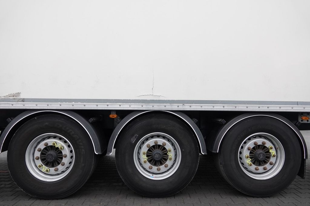 Semi-reboque frigorífico Frühauf KONTENER / KOFFER / ROLETA / PODŁOGA BARDZO MOCN: foto 18 Semi-reboque frigorífico Frühauf KONTENER / KOFFER / ROLETA / PODŁOGA BARDZO MOCN: foto 18