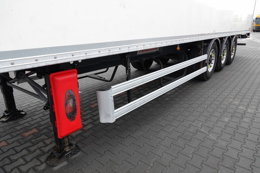 Semi-reboque frigorífico Frühauf KONTENER / KOFFER / ROLETA / PODŁOGA BARDZO MOCN: foto 6 Semi-reboque frigorífico Frühauf KONTENER / KOFFER / ROLETA / PODŁOGA BARDZO MOCN: foto 6