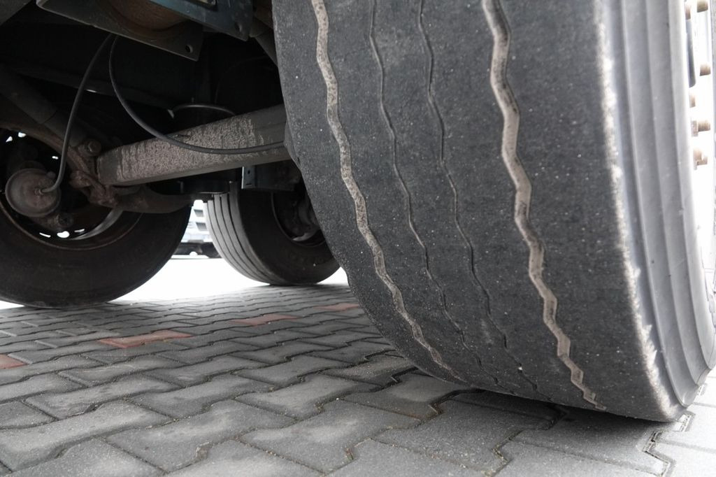 Semi-reboque frigorífico Frühauf KONTENER / KOFFER / ROLETA / PODŁOGA BARDZO MOCN: foto 15 Semi-reboque frigorífico Frühauf KONTENER / KOFFER / ROLETA / PODŁOGA BARDZO MOCN: foto 15