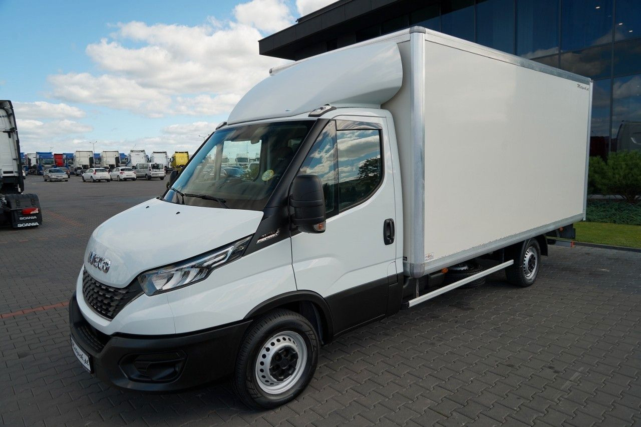 Iveco DAILY 35-180 / KONTENER - FIRANKA / AUTOMAT / WI - Carrinha frigorífica: foto 2 Iveco DAILY 35-180 / KONTENER - FIRANKA / AUTOMAT / WI - Carrinha frigorífica: foto 2