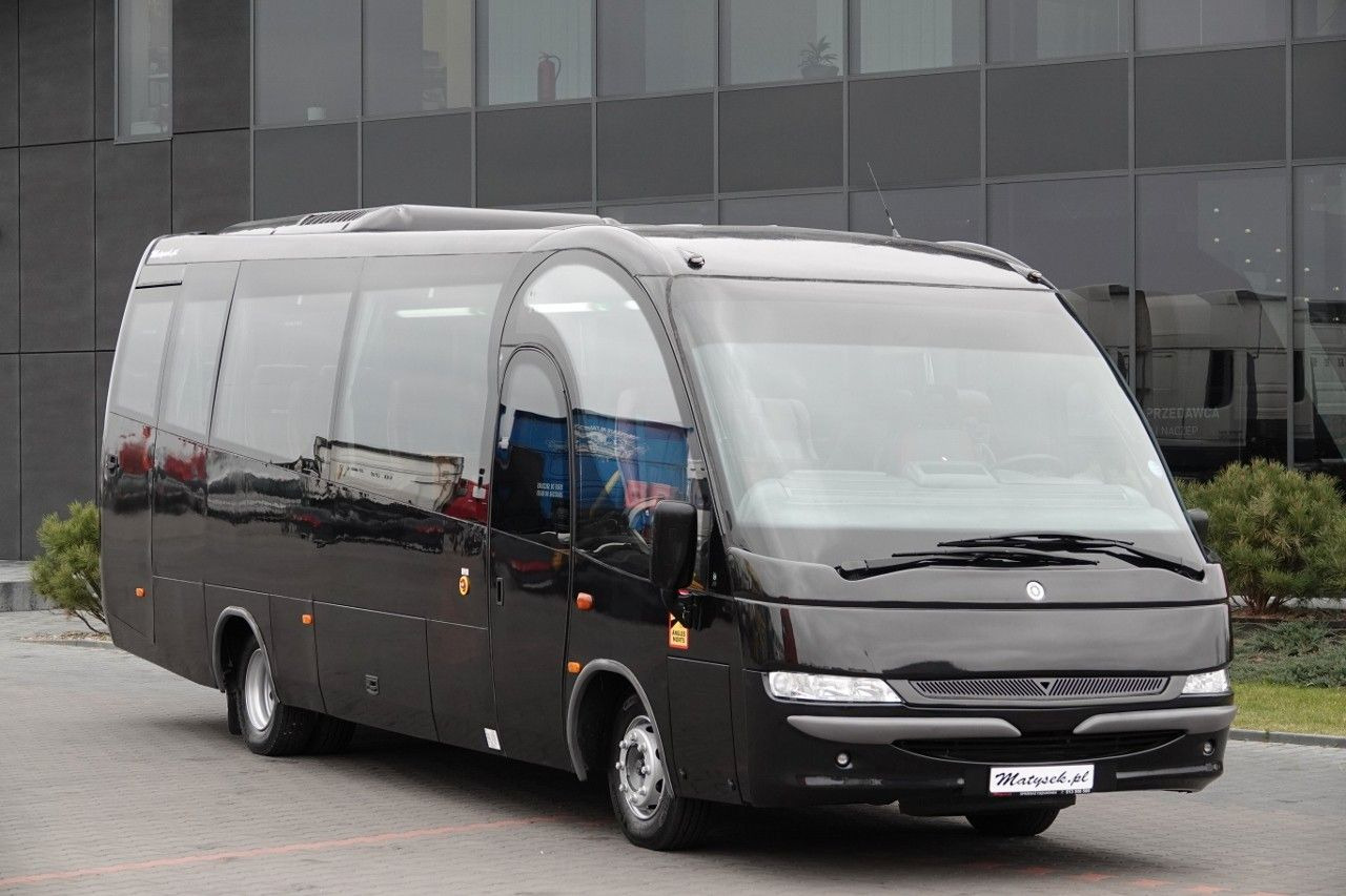 Iveco MAGO - 2 / AUTOBUS PODMIEJSKI / 37 MIEJSC / KLIM - Ônibus suburbano: foto 1 Iveco MAGO - 2 / AUTOBUS PODMIEJSKI / 37 MIEJSC / KLIM - Ônibus suburbano: foto 1