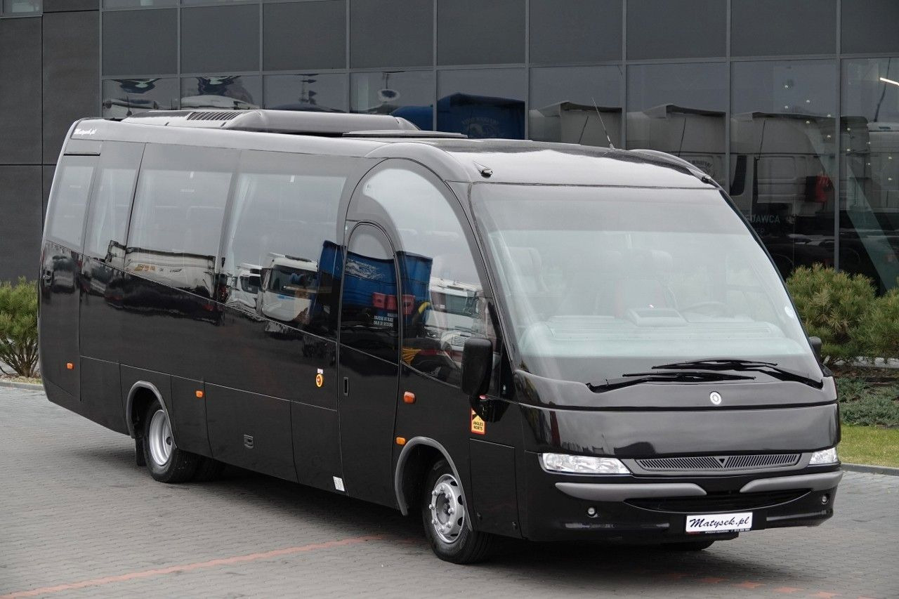 Iveco MAGO - 2 / AUTOBUS PODMIEJSKI / 37 MIEJSC / KLIM - Ônibus suburbano: foto 4 Iveco MAGO - 2 / AUTOBUS PODMIEJSKI / 37 MIEJSC / KLIM - Ônibus suburbano: foto 4