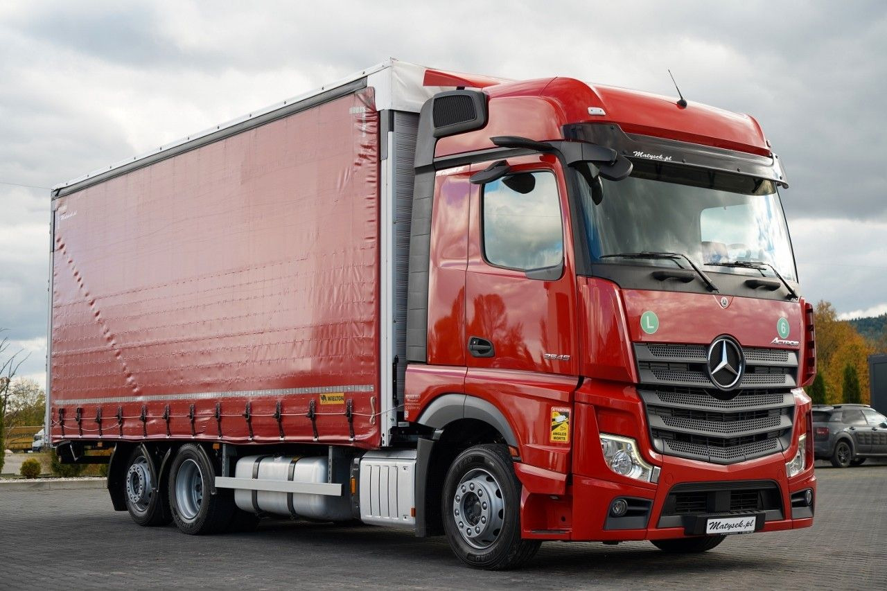 Mercedes-Benz ACTROS 2545 / SOLÓWKA  / 6x2 / OŚ PODNOSZONA / B - Camião de lona: foto 5 Mercedes-Benz ACTROS 2545 / SOLÓWKA  / 6x2 / OŚ PODNOSZONA / B - Camião de lona: foto 5