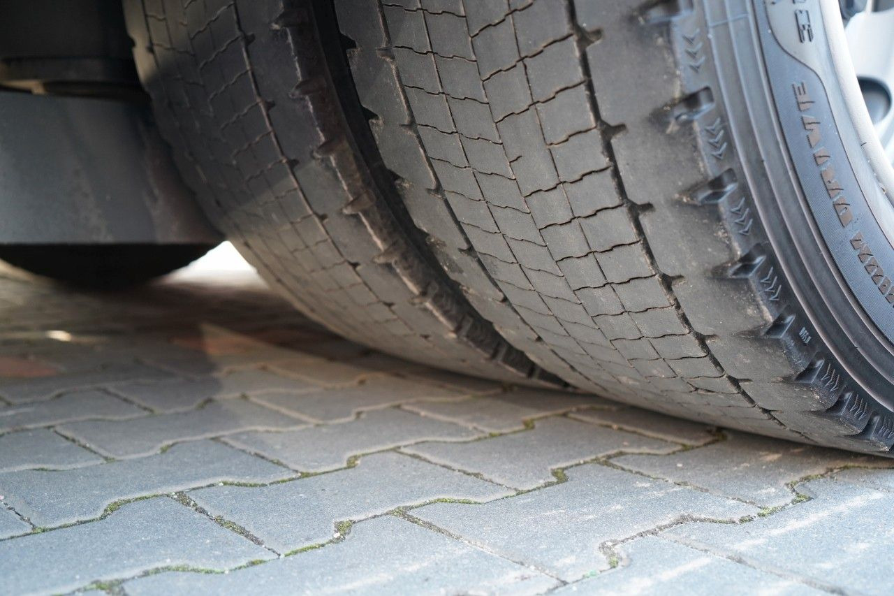 Camião de lona Mercedes-Benz ACTROS 2545 / ZESTAW TANDEM 120 M3 / PRZEJAZDOW: foto 24 Camião de lona Mercedes-Benz ACTROS 2545 / ZESTAW TANDEM 120 M3 / PRZEJAZDOW: foto 24