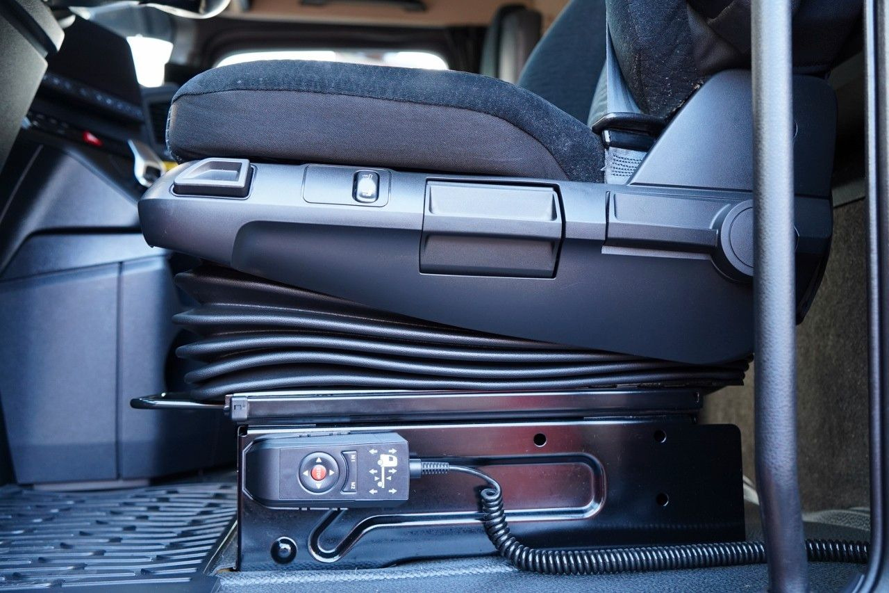 Camião de lona Mercedes-Benz ACTROS 2545 / ZESTAW TANDEM 120 M3 / PRZEJAZDOW: foto 30 Camião de lona Mercedes-Benz ACTROS 2545 / ZESTAW TANDEM 120 M3 / PRZEJAZDOW: foto 30