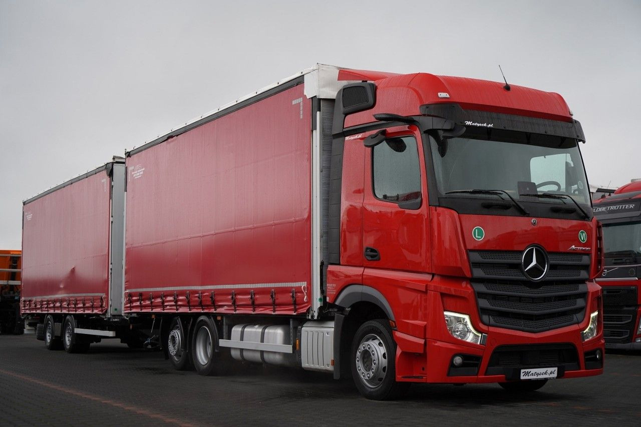 Mercedes-Benz ACTROS 2545 / ZESTAW TANDEM 120 M3 / PRZEJAZDOWY - Camião de lona: foto 4 Mercedes-Benz ACTROS 2545 / ZESTAW TANDEM 120 M3 / PRZEJAZDOWY - Camião de lona: foto 4