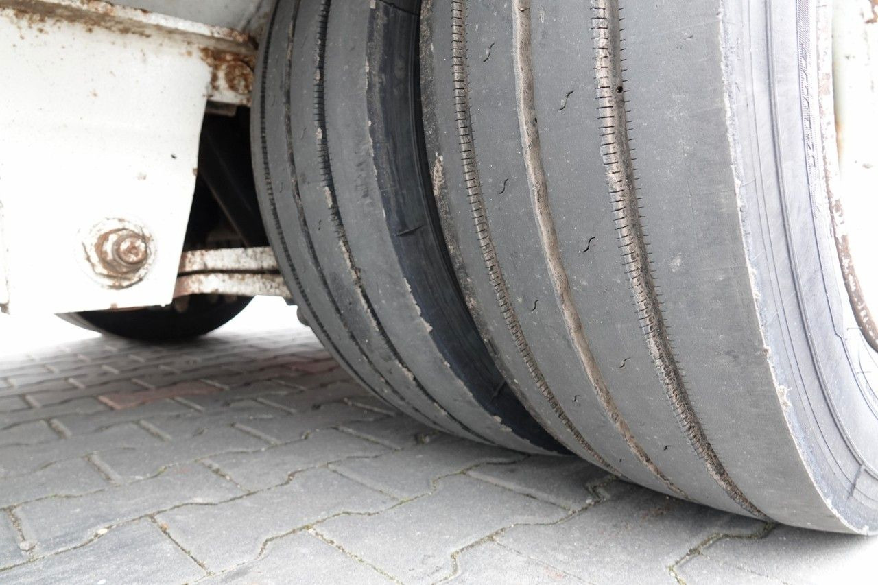 Semi-reboque baixa ROBUSTE KAISER / NACZEPA LAWETA / NISKOPODWOZIOW: foto 15 Semi-reboque baixa ROBUSTE KAISER / NACZEPA LAWETA / NISKOPODWOZIOW: foto 15