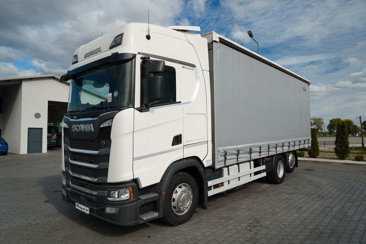 Scania S 450 / SOLÓWKA / 6X2 / OŚ PODNOSZONA / 2019 / - Camião de lona: foto 3 Scania S 450 / SOLÓWKA / 6X2 / OŚ PODNOSZONA / 2019 / - Camião de lona: foto 3