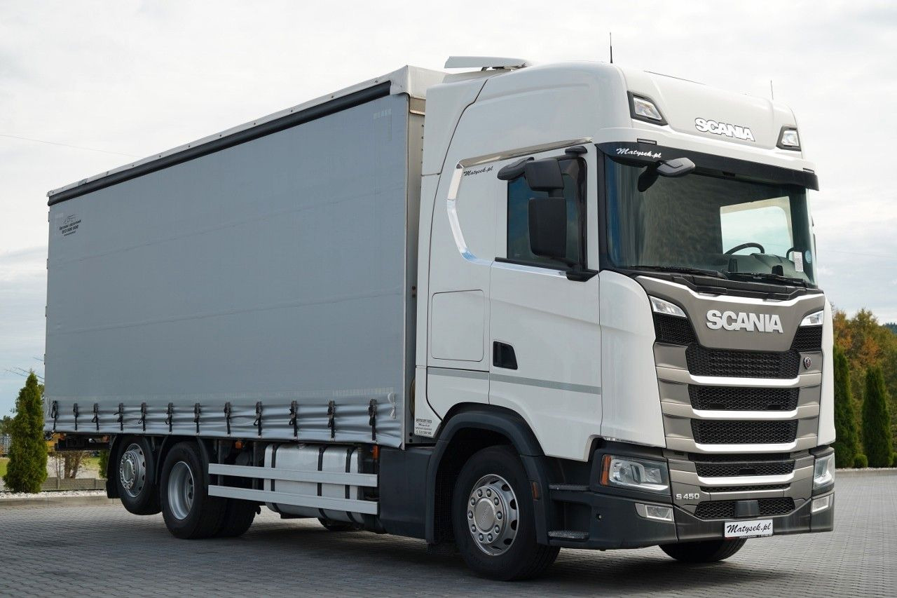 Scania S 450 / SOLÓWKA / 6X2 / OŚ PODNOSZONA / 2019 / - Camião de lona: foto 1 Scania S 450 / SOLÓWKA / 6X2 / OŚ PODNOSZONA / 2019 / - Camião de lona: foto 1