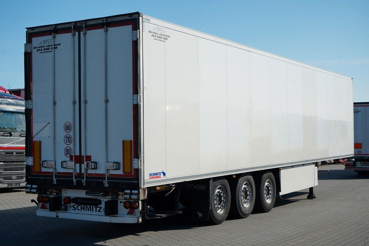 Schmitz Cargobull / CHŁODNIA / THERMO KING SLX 300 / HAKÓWKA / OŚ - Semi-reboque frigorífico: foto 4 Schmitz Cargobull / CHŁODNIA / THERMO KING SLX 300 / HAKÓWKA / OŚ - Semi-reboque frigorífico: foto 4