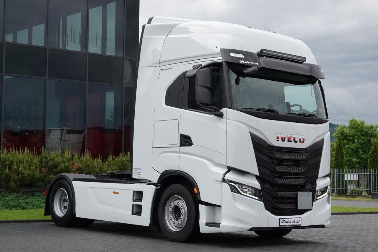 Iveco S-WAY / 530 / RETARDER / I-PARK COOL / 2022 ROK - Tractor: foto 1 Iveco S-WAY / 530 / RETARDER / I-PARK COOL / 2022 ROK - Tractor: foto 1