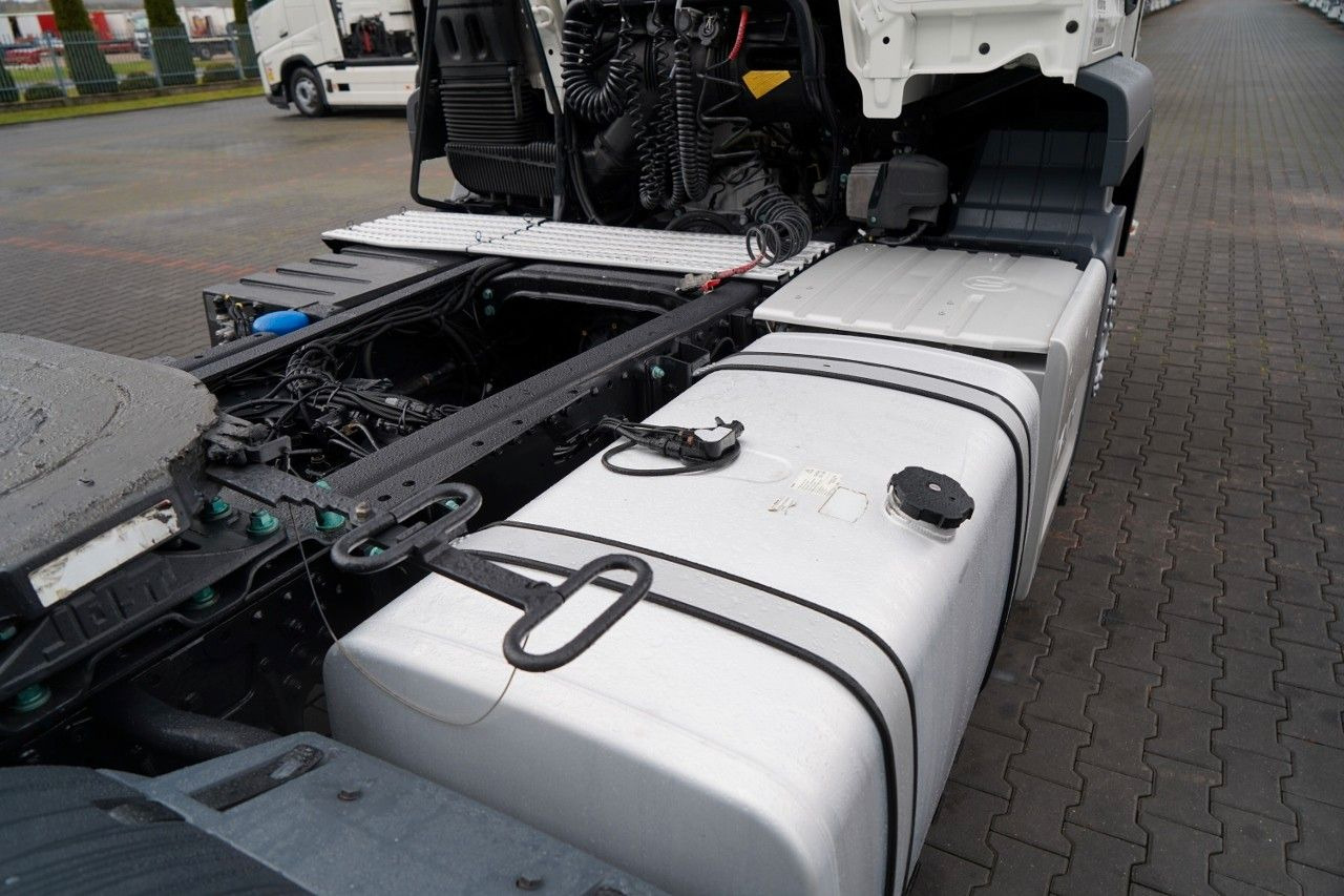 Leasing de  MAN TGS 18. 440 / XLX / NAVI MAN TGS 18. 440 / XLX / NAVI: foto 16