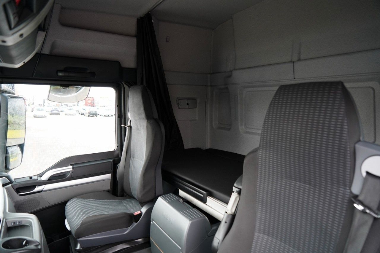Leasing de  MAN TGS 18. 440 / XLX / NAVI MAN TGS 18. 440 / XLX / NAVI: foto 25
