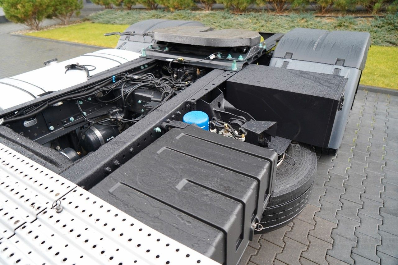 Leasing de  MAN TGS 18. 440 / XLX / NAVI MAN TGS 18. 440 / XLX / NAVI: foto 12