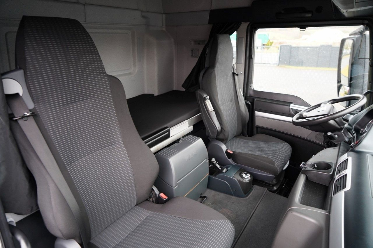 Leasing de  MAN TGS 18. 440 / XLX / NAVI MAN TGS 18. 440 / XLX / NAVI: foto 35