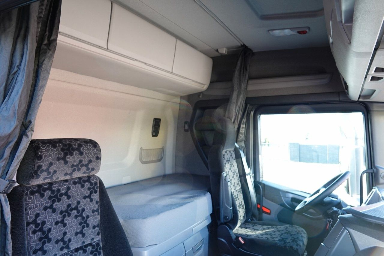 Tractor Scania R 450 / RETARDER  / NISKA KABINA / PO KONTRAKCI: foto 17 Tractor Scania R 450 / RETARDER  / NISKA KABINA / PO KONTRAKCI: foto 17