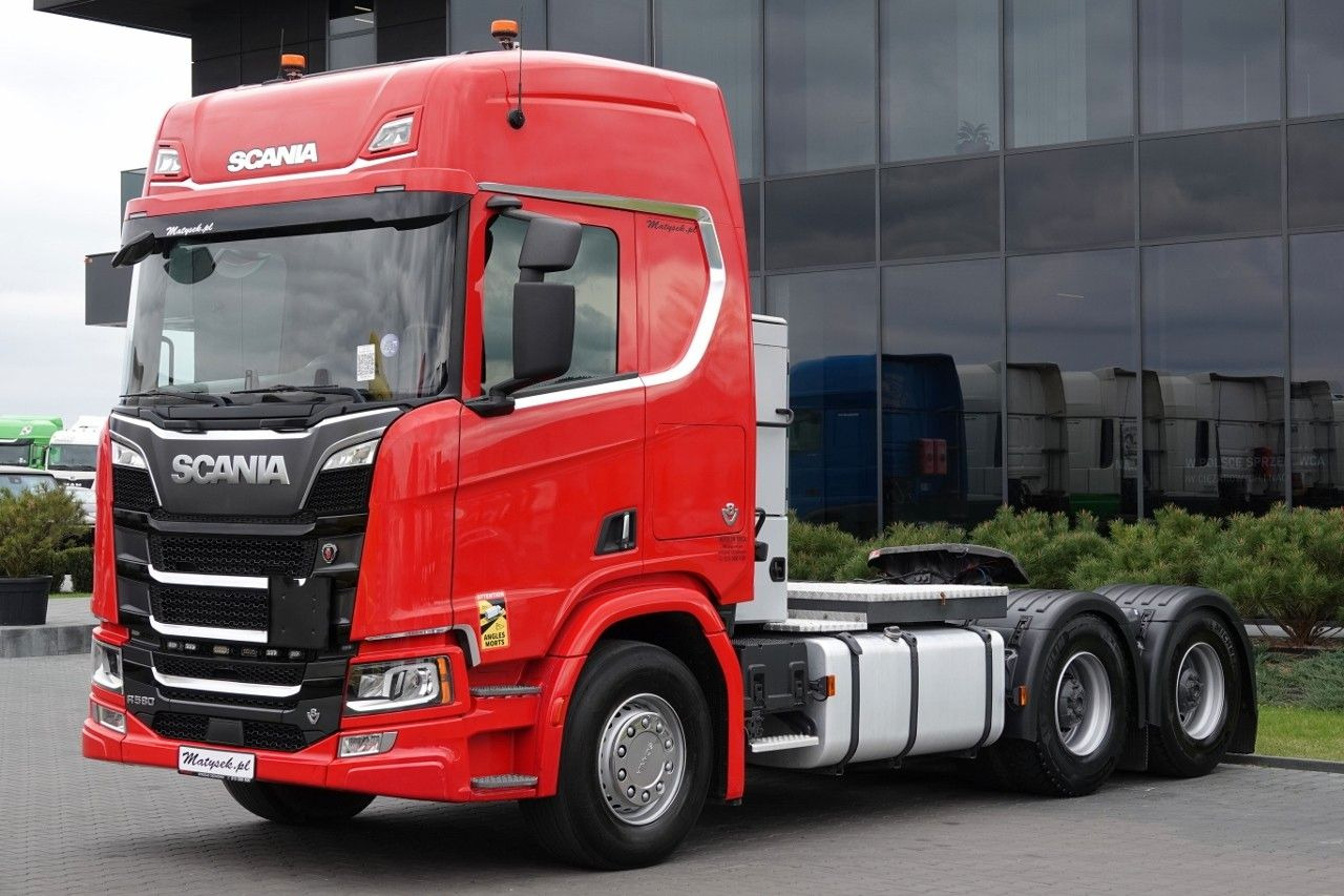 Scania R 580 / V8 / 6x4 / DMC: 150.000 KG / I-PARK COO Scania R 580 / V8 / 6x4 / DMC: 150.000 KG / I-PARK COO - Tractor: foto 3 Scania R 580 / V8 / 6x4 / DMC: 150.000 KG / I-PARK COO Scania R 580 / V8 / 6x4 / DMC: 150.000 KG / I-PARK COO - Tractor: foto 3