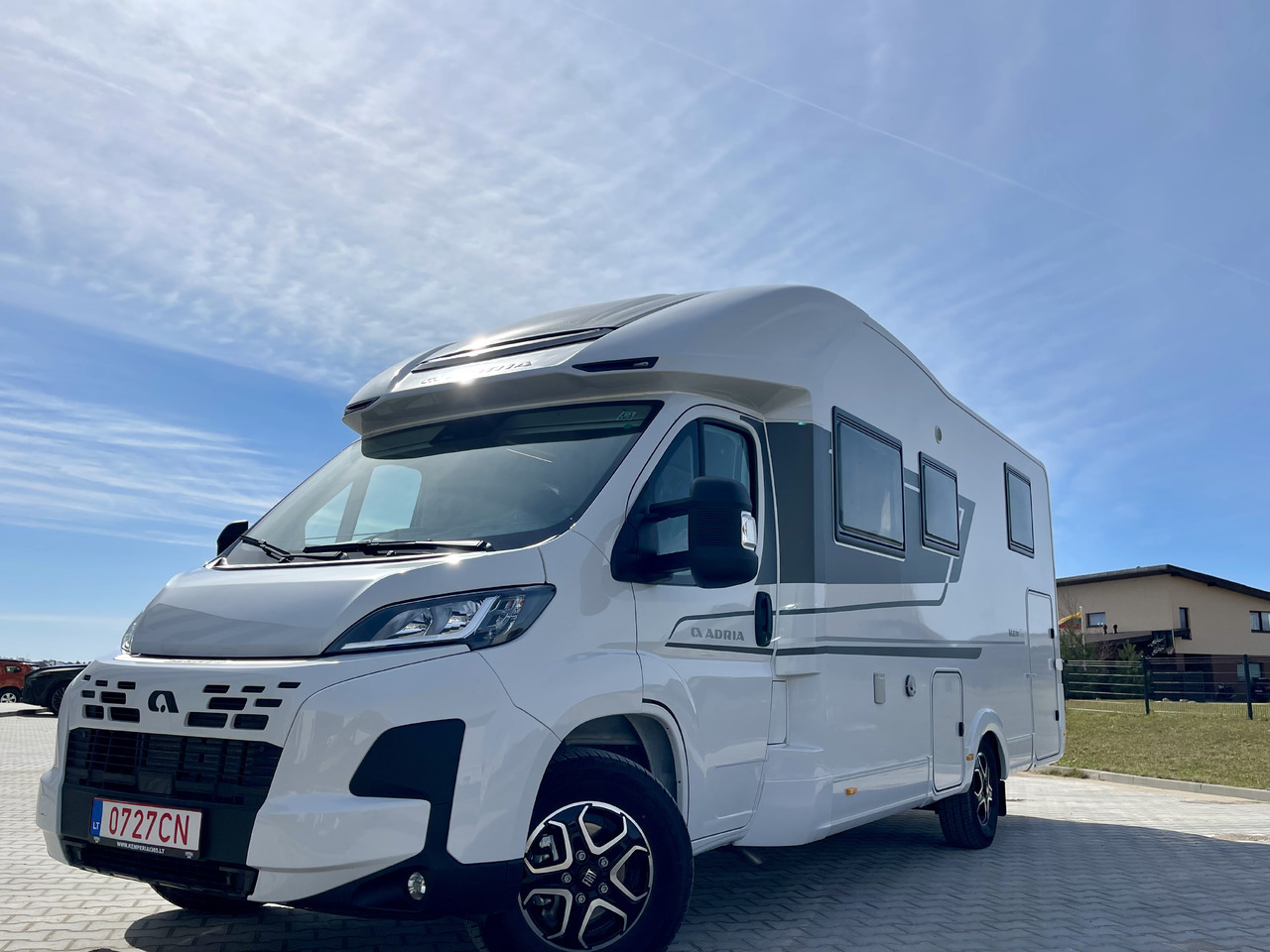 ADRIA Matrix 670 SL - Autocaravana perfilada: foto 1 ADRIA Matrix 670 SL - Autocaravana perfilada: foto 1