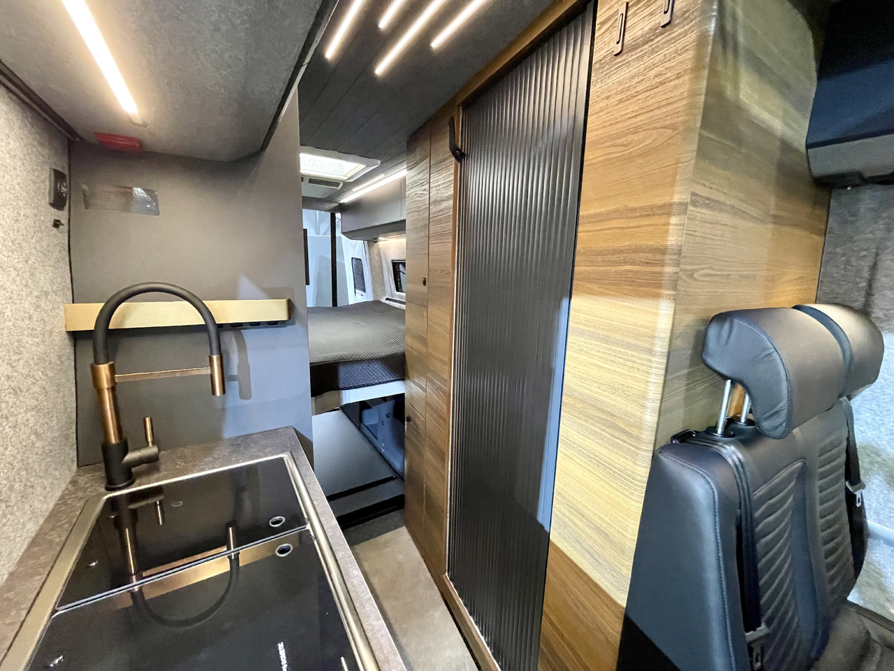 ADRIA Super Twin 700 SGX - Campervan: foto 5 ADRIA Super Twin 700 SGX - Campervan: foto 5