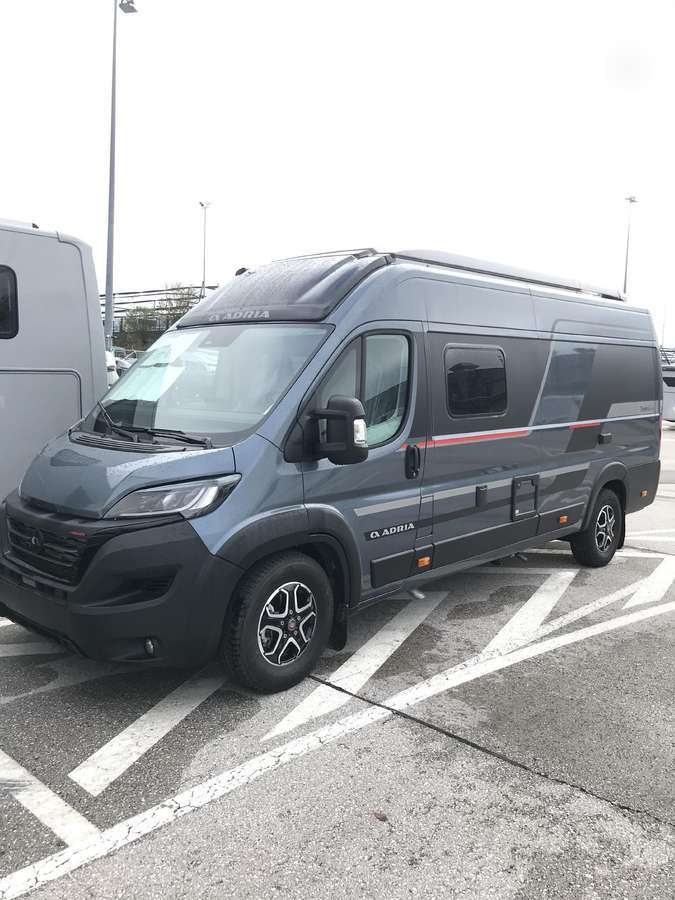ADRIA Twin Sport 640 SG - Campervan: foto 1 ADRIA Twin Sport 640 SG - Campervan: foto 1