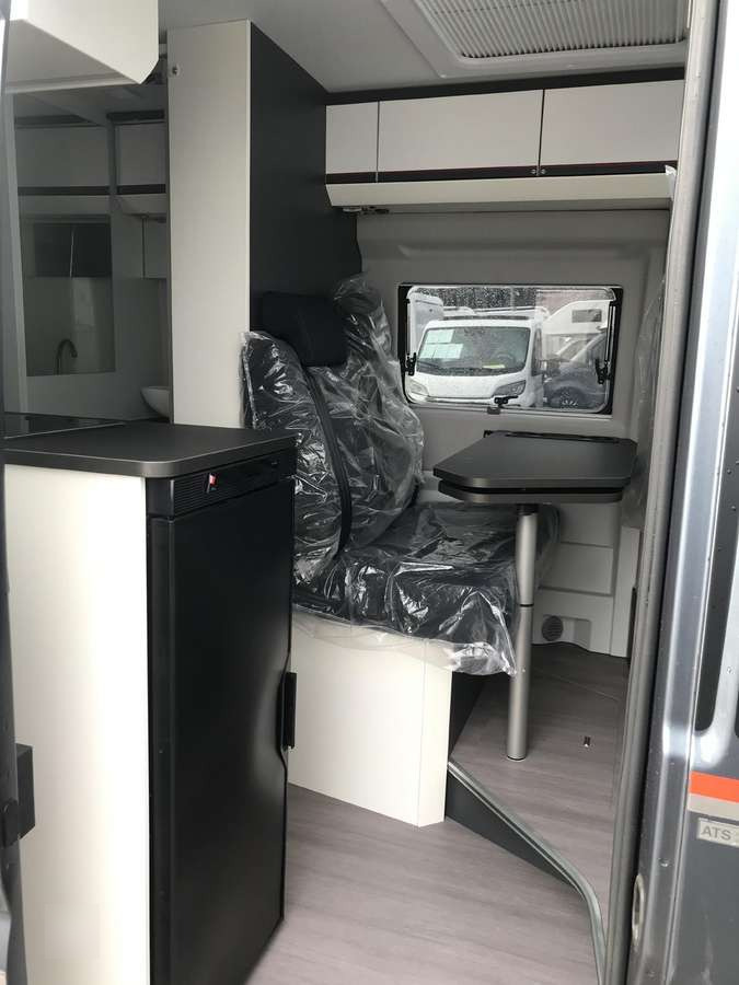 ADRIA Twin Sport 640 SG - Campervan: foto 5 ADRIA Twin Sport 640 SG - Campervan: foto 5