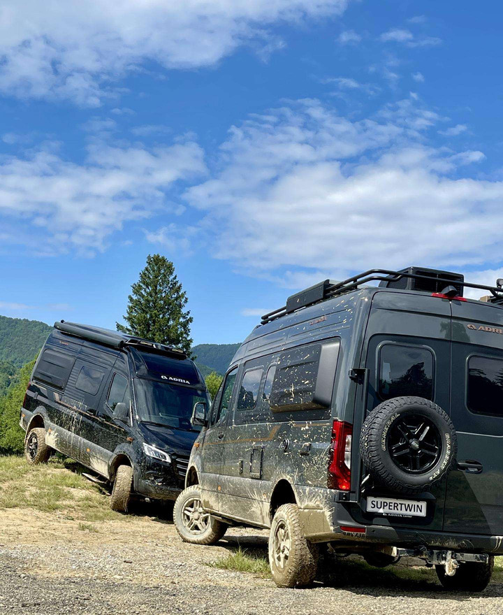 Adria Super Twin - Campervan: foto 4 Adria Super Twin - Campervan: foto 4