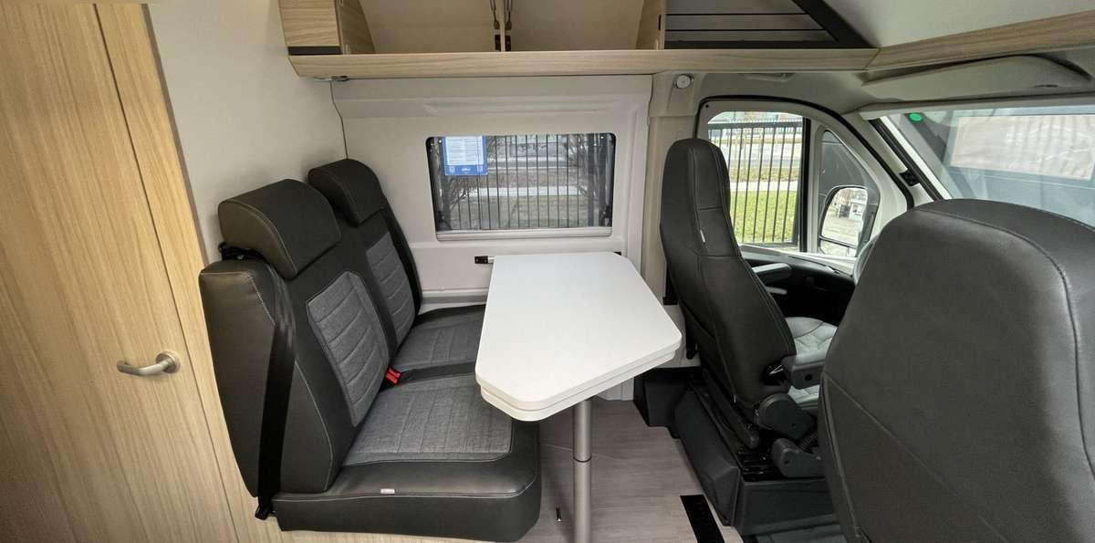 Adria Twin 600 SP Family - Campervan: foto 4 Adria Twin 600 SP Family - Campervan: foto 4