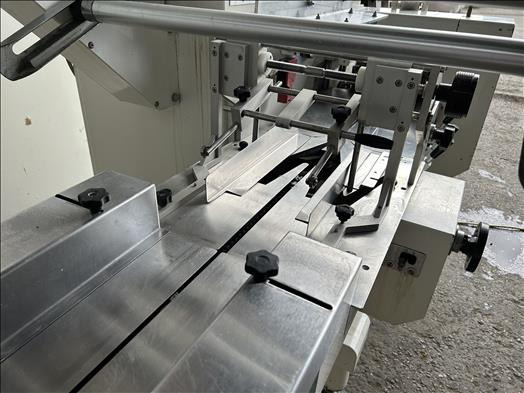 Record Panda1000 Flow wrapper - Máquina de embalagem: foto 3 Record Panda1000 Flow wrapper - Máquina de embalagem: foto 3