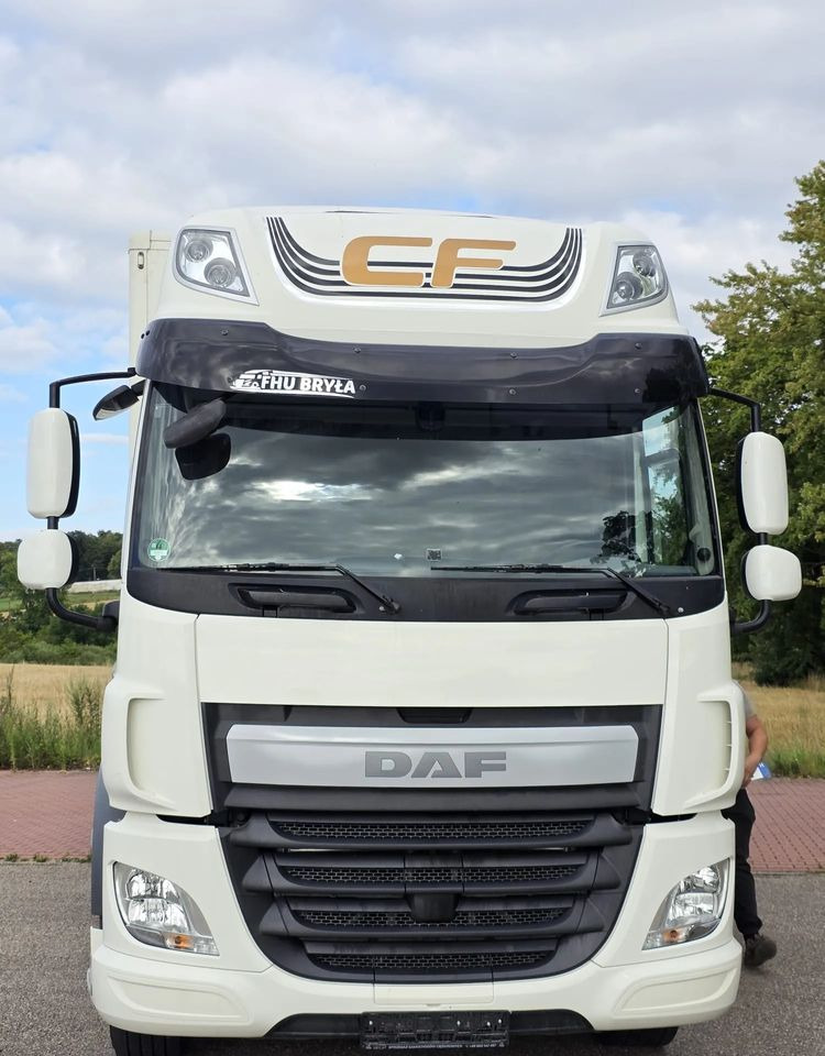 DAF CF 330/10.2017/KONTENER MEBLOWY/IZOTERMA/WINDA/18 PALET/E6/NISKI PRZEBIEG/Z NIEMIEC/JAK NOWY/DUŻY SILNIK 10 837cm3// - Camião furgão: foto 4 DAF CF 330/10.2017/KONTENER MEBLOWY/IZOTERMA/WINDA/18 PALET/E6/NISKI PRZEBIEG/Z NIEMIEC/JAK NOWY/DUŻY SILNIK 10 837cm3// - Camião furgão: foto 4