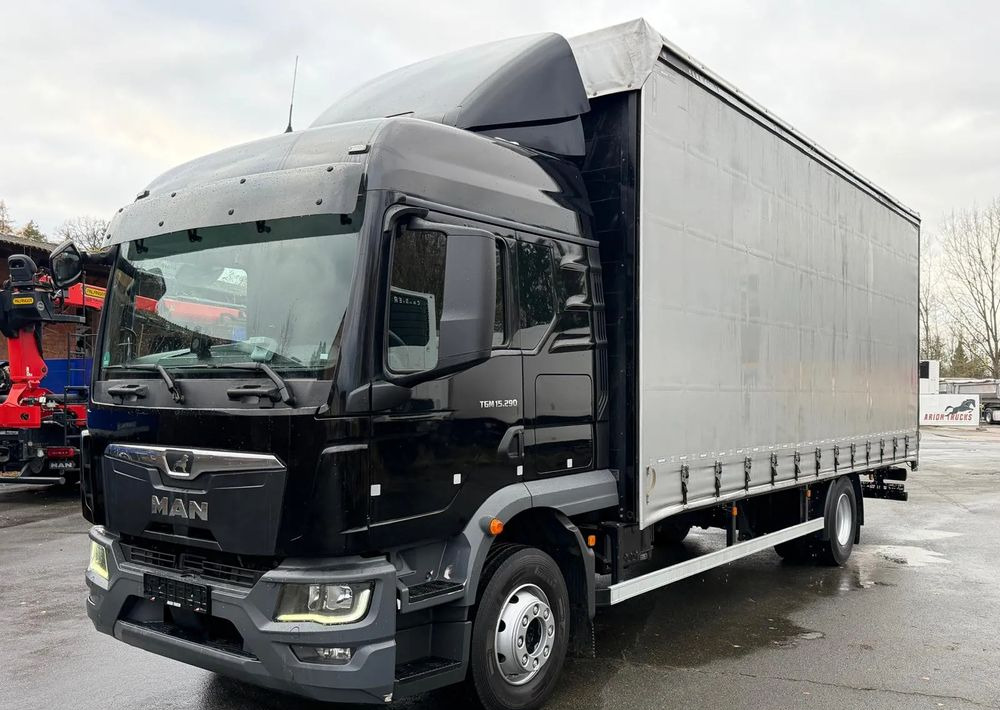 MAN TGM 15.290 / NOWY MODEL / E6 / 18PALET / 7720 ŁADOWNOŚĆ / SERWISOWANY / NOWY TACHOGRAF / NISKI PRZEBIEG / WINDA / FIRANKA / SPROWADZONY / 2022 / NISKI PRZEBIEG /PIERWSZY WŁAŚCICIEL/ - Camião de lona: foto 2 MAN TGM 15.290 / NOWY MODEL / E6 / 18PALET / 7720 ŁADOWNOŚĆ / SERWISOWANY / NOWY TACHOGRAF / NISKI PRZEBIEG / WINDA / FIRANKA / SPROWADZONY / 2022 / NISKI PRZEBIEG /PIERWSZY WŁAŚCICIEL/ - Camião de lona: foto 2