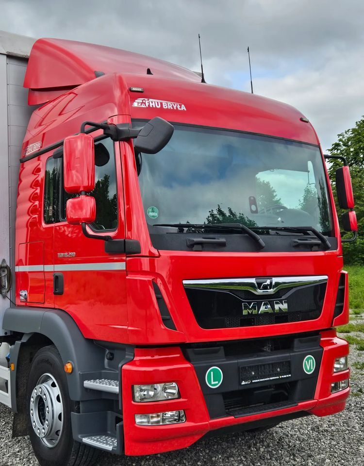 MAN TGM 18.290/15.290/E6/21PALET/9400 ŁADOWNOŚĆ/SERWISOWANY/NISKI PRZEBIEG/WINDA/FIRANKA/SPROWADZONY/2019/NISKI PRZEBIEG/PIERWSZY WŁAŚCICIEL/ - Camião de lona: foto 5 MAN TGM 18.290/15.290/E6/21PALET/9400 ŁADOWNOŚĆ/SERWISOWANY/NISKI PRZEBIEG/WINDA/FIRANKA/SPROWADZONY/2019/NISKI PRZEBIEG/PIERWSZY WŁAŚCICIEL/ - Camião de lona: foto 5