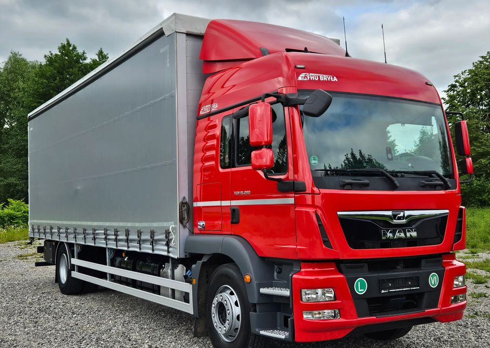 MAN TGM 18.290/15.290/E6/21PALET/9400 ŁADOWNOŚĆ/SERWISOWANY/NISKI PRZEBIEG/WINDA/FIRANKA/SPROWADZONY/2019/NISKI PRZEBIEG/PIERWSZY WŁAŚCICIEL/ - Camião de lona: foto 1 MAN TGM 18.290/15.290/E6/21PALET/9400 ŁADOWNOŚĆ/SERWISOWANY/NISKI PRZEBIEG/WINDA/FIRANKA/SPROWADZONY/2019/NISKI PRZEBIEG/PIERWSZY WŁAŚCICIEL/ - Camião de lona: foto 1
