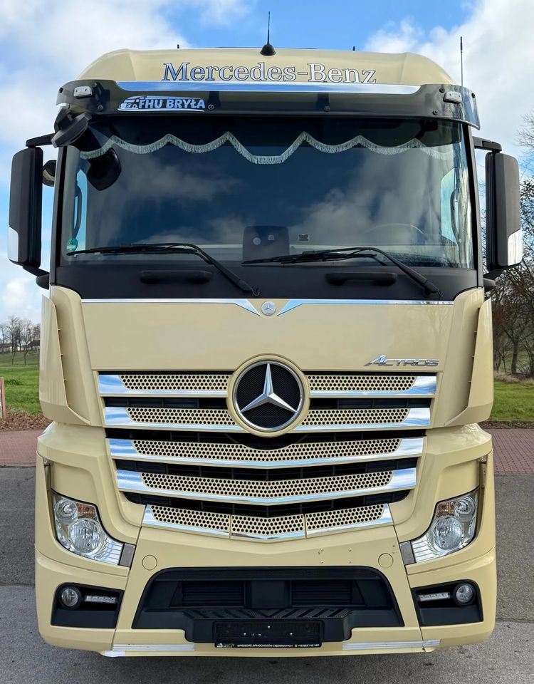 Mercedes-Benz ACTROS 1846 / FIRANKA / WINDA / 18 EUROPALET / AUTOMAT / Z NIEMIEC / 2019 / PRZEBIEG 370 TYŚ KM - Camião de lona: foto 3 Mercedes-Benz ACTROS 1846 / FIRANKA / WINDA / 18 EUROPALET / AUTOMAT / Z NIEMIEC / 2019 / PRZEBIEG 370 TYŚ KM - Camião de lona: foto 3