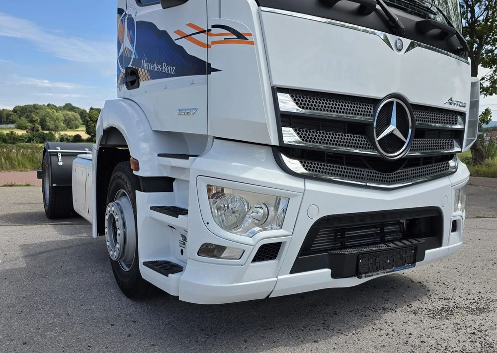 Mercedes-Benz ANTOS 1827 / ATEGO / ACTROS / E6 / ROZSTAW OSI 3.75M / WYWROT / BECZKA / UTRZYMANIE DRÓG / HAKOWIEC / SPROWADZONY / PIERWSZY WŁAŚCICIEL / STAN BDB - Camião chassi: foto 4 Mercedes-Benz ANTOS 1827 / ATEGO / ACTROS / E6 / ROZSTAW OSI 3.75M / WYWROT / BECZKA / UTRZYMANIE DRÓG / HAKOWIEC / SPROWADZONY / PIERWSZY WŁAŚCICIEL / STAN BDB - Camião chassi: foto 4