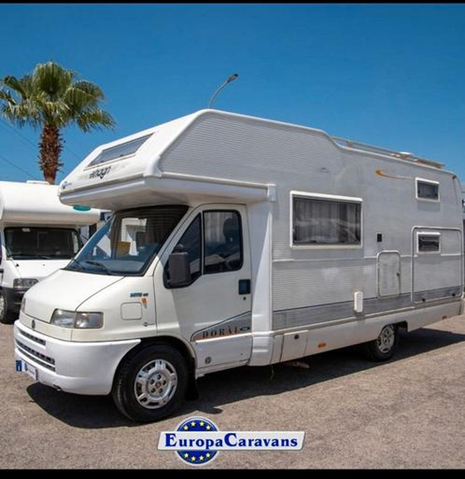 Elnagh doral 115 - Autocaravana capucine: foto 1 Elnagh doral 115 - Autocaravana capucine: foto 1