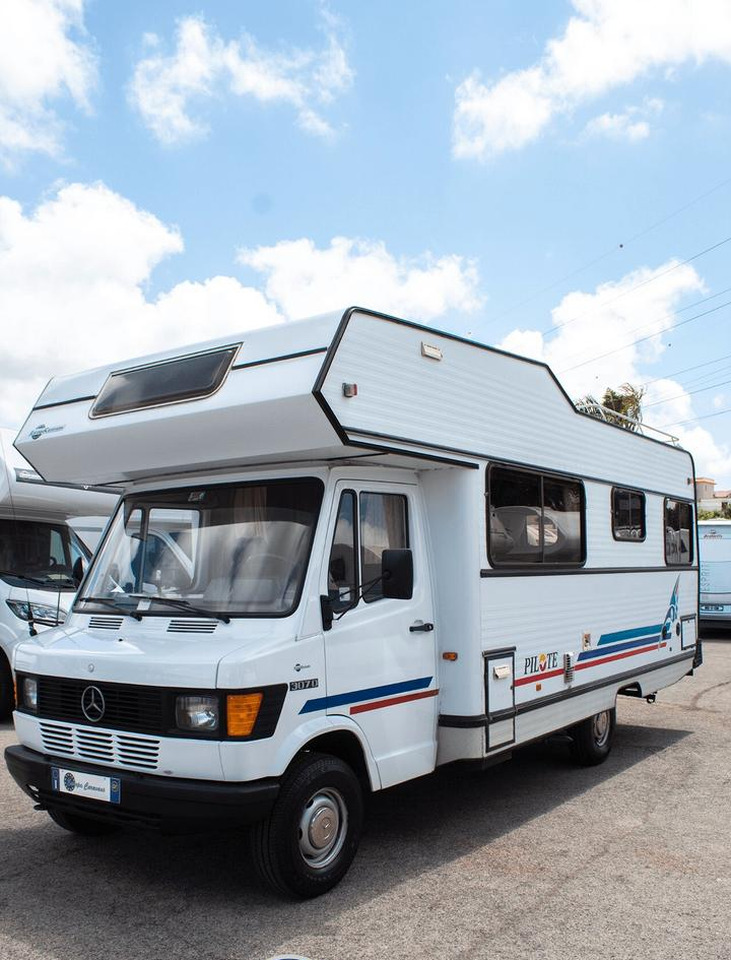Pilote r 650 - Autocaravana capucine: foto 3 Pilote r 650 - Autocaravana capucine: foto 3